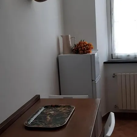 Mi12 Apartment